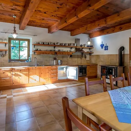 Pod Javorem -