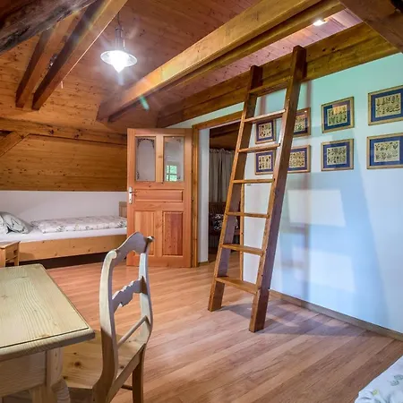 Pod Javorem -