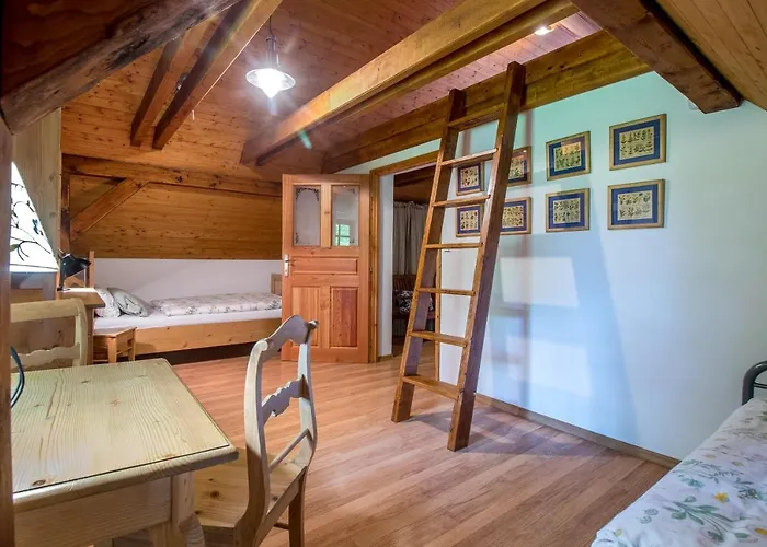 Pod Javorem -